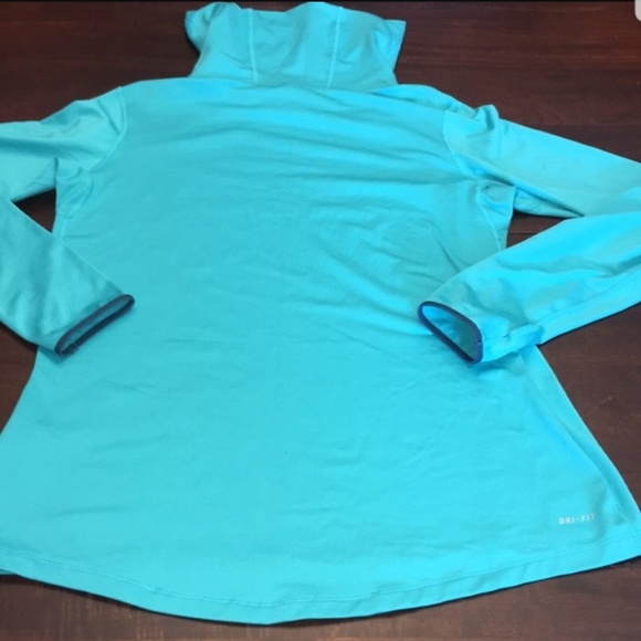 Nike Pro Hyperwarm Infinity Women's Running Top - Picture 6 of 8